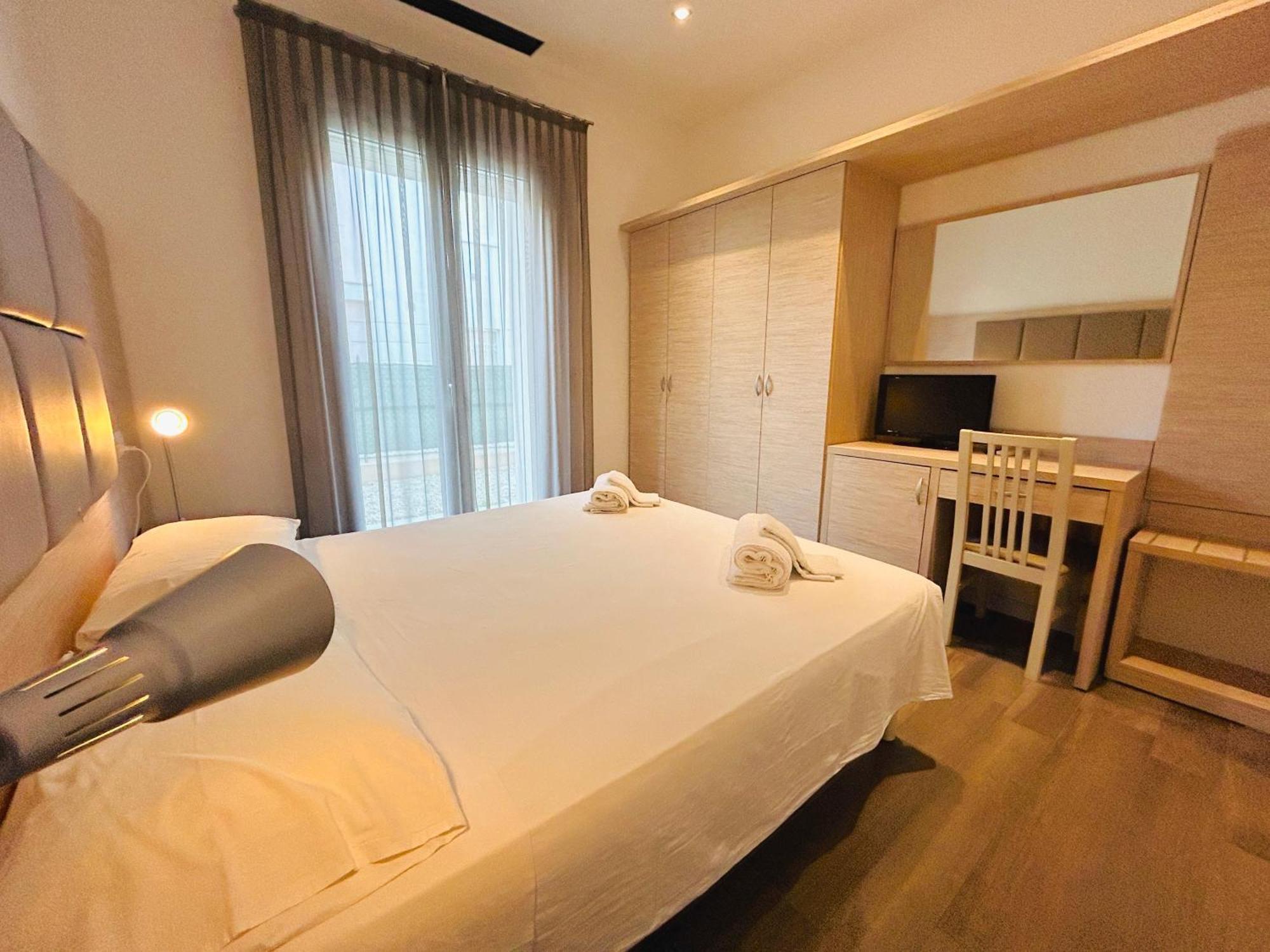 Ferienwohnung Menotti 3A-Flexrent Abissinia Riccione Exterior foto